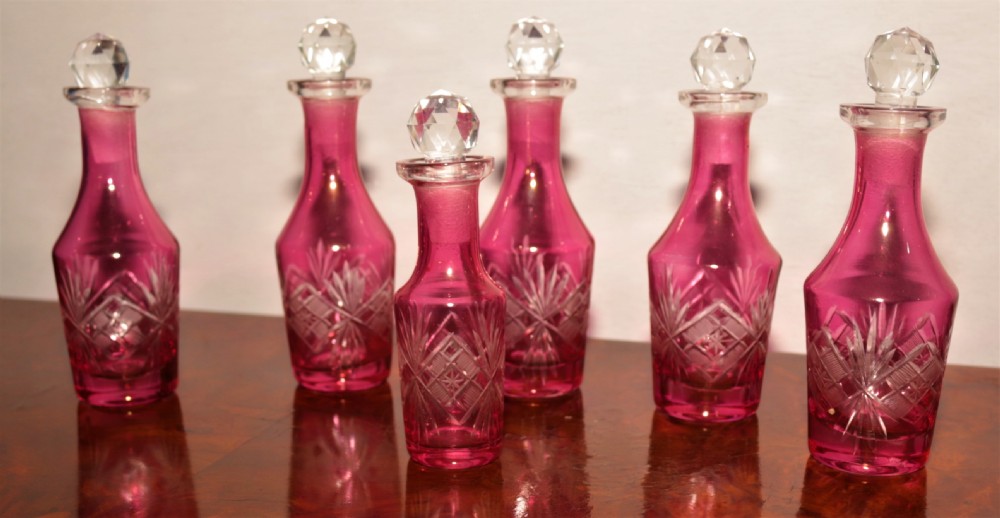 Cranberry 6 bottle cruet.
 View V