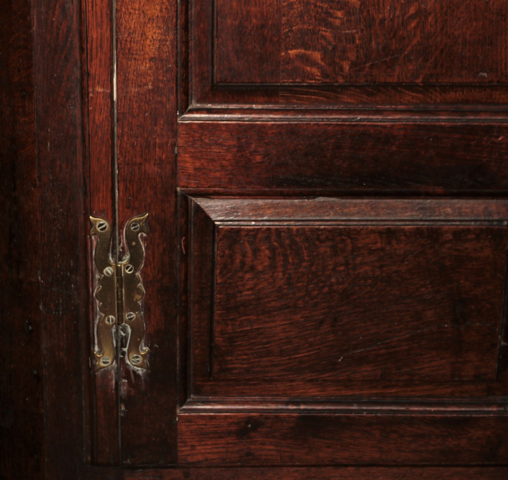 Period oak corner cupboard 1700. View V