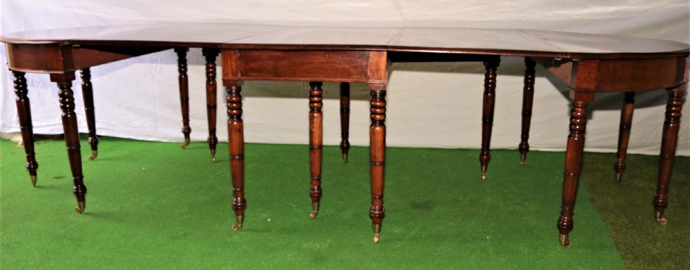 Georgian mahogany dining table. View VIII