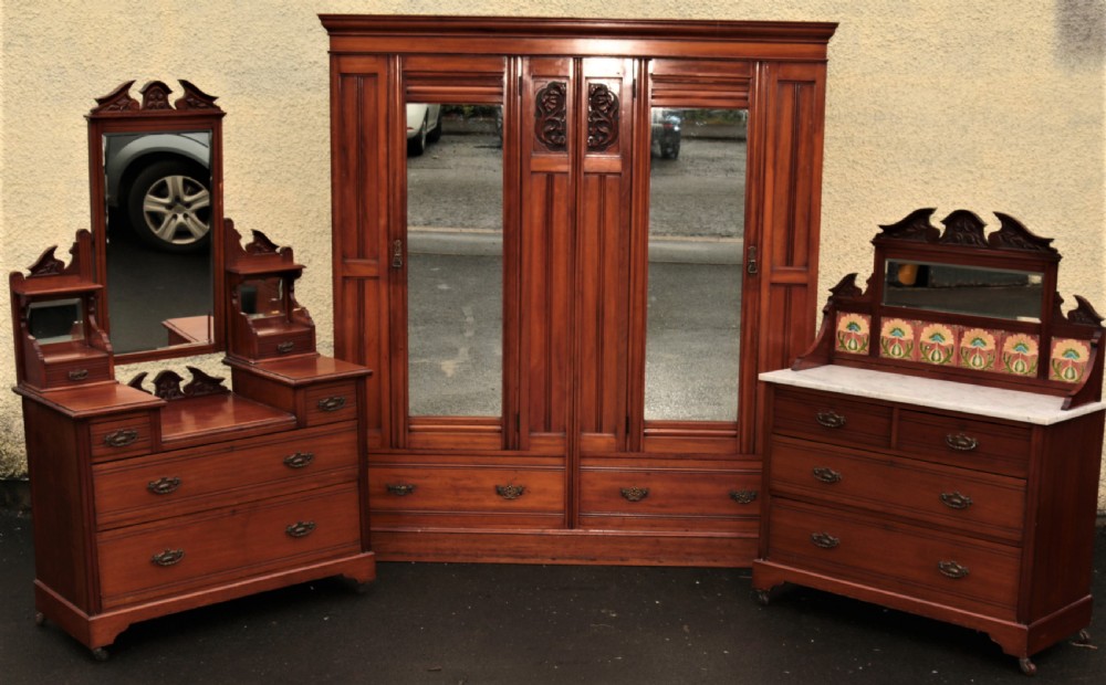 Late Victorian bedroom suite.