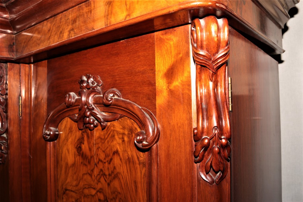 Victorian 3 door walnut wardrobe. View XVI