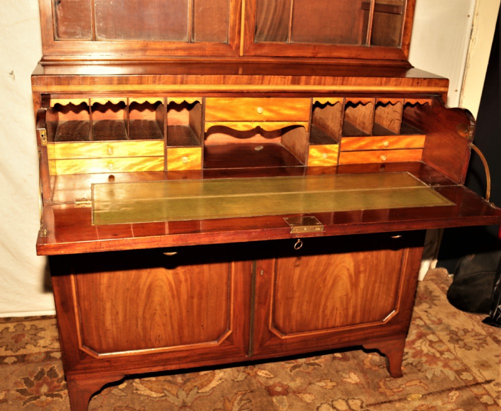 Regency secretaire bookcase. View III