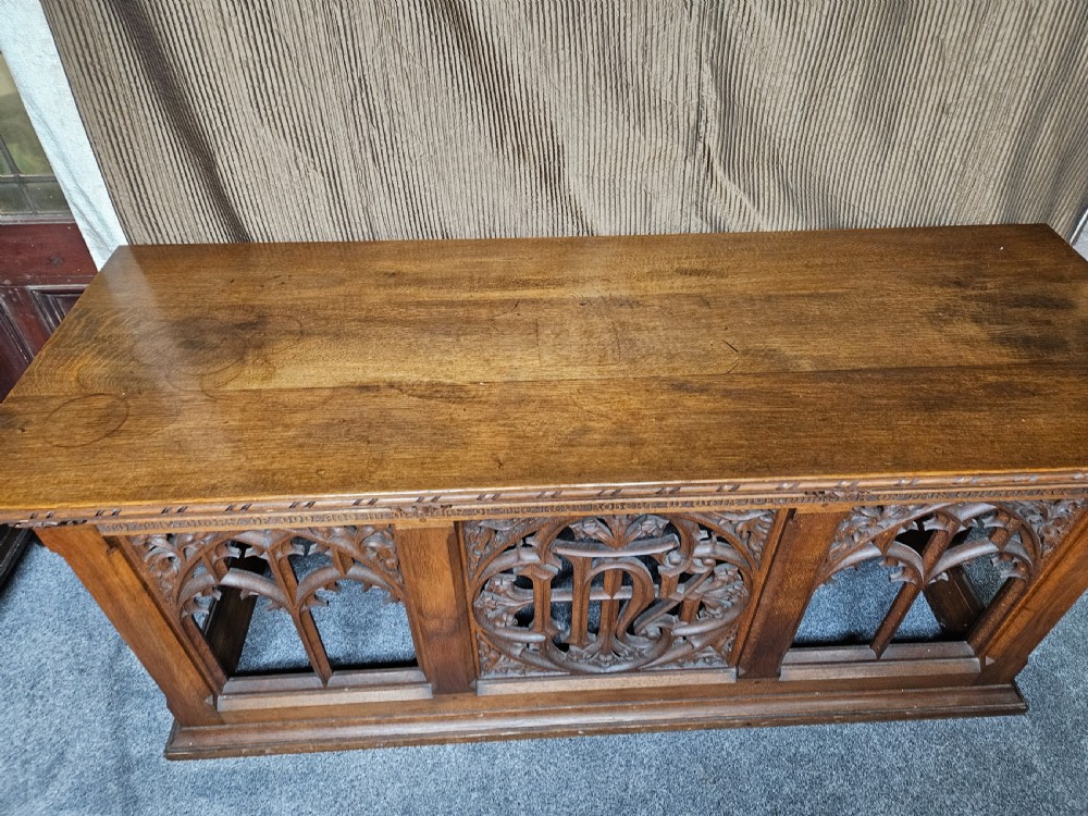 Oak Alter table. 
 View II