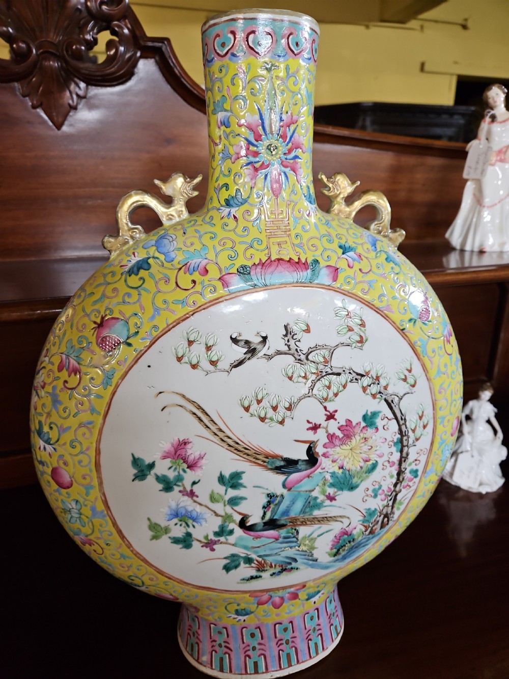 Famile rose moon flask  View VI