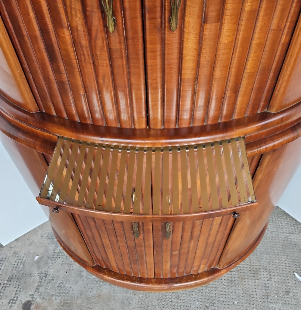 Cocktail cabinet deco. View III