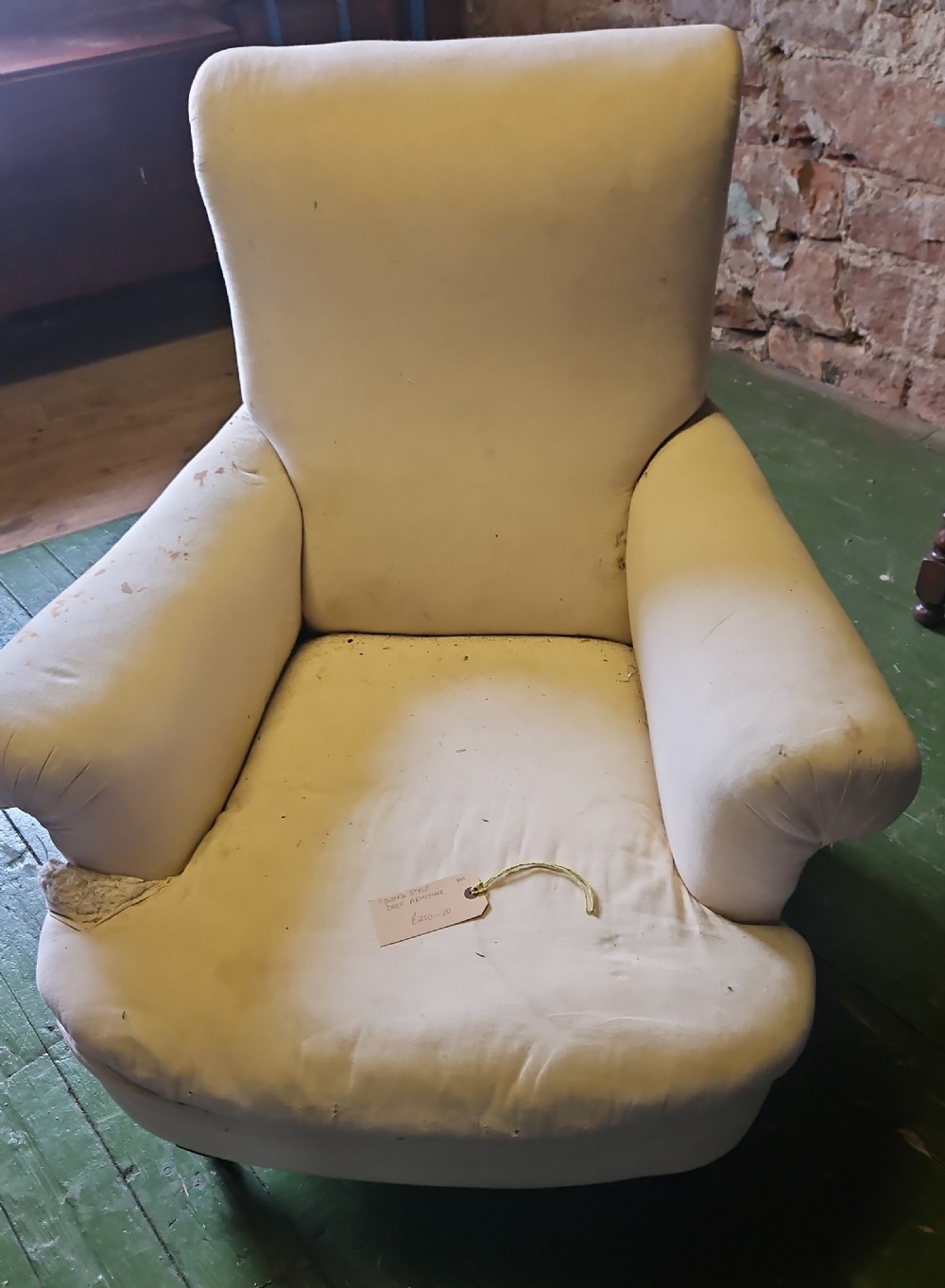Haward style arm chair 
.
Haward style arm chair. 