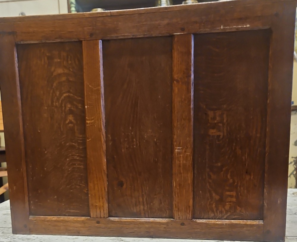 Early mouse man table cabinet. View IX