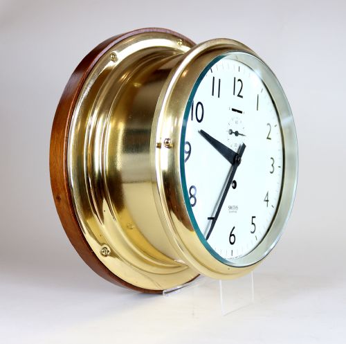 AN UNUSUALLY LARGE SMITHS EMPIRE SHIPS BULKHEAD CLOCK - ADDITIONAL PHOTO 2