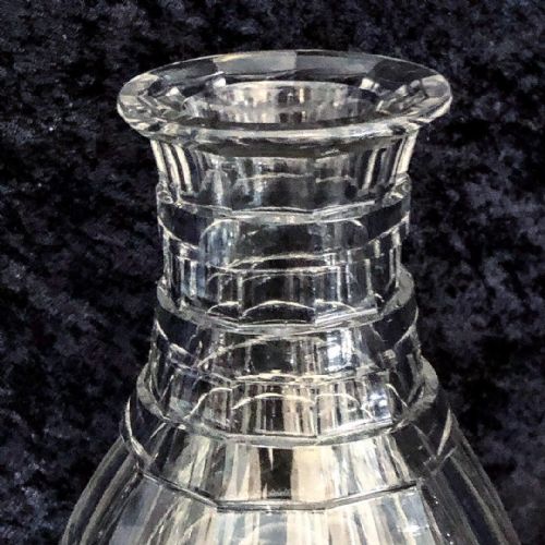 A FINE PAIR OF GEORGIAN CUT CRYSTAL CARAFES - ADDITIONAL PHOTO 2