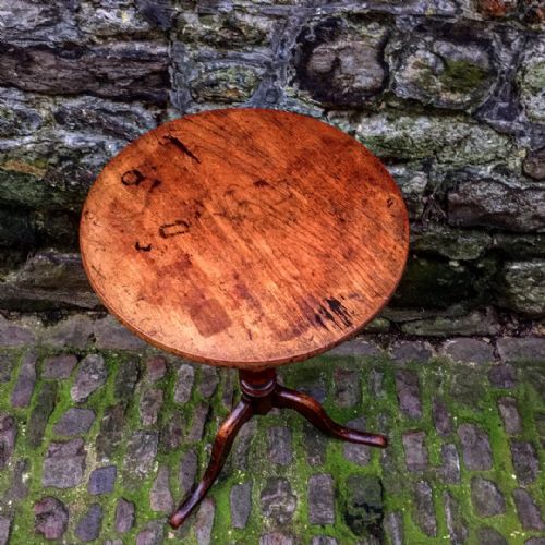 A REGENCY FRUITWOOD COUNTRY TRIPOD WINE TABLE - ADDITIONAL PHOTO 2