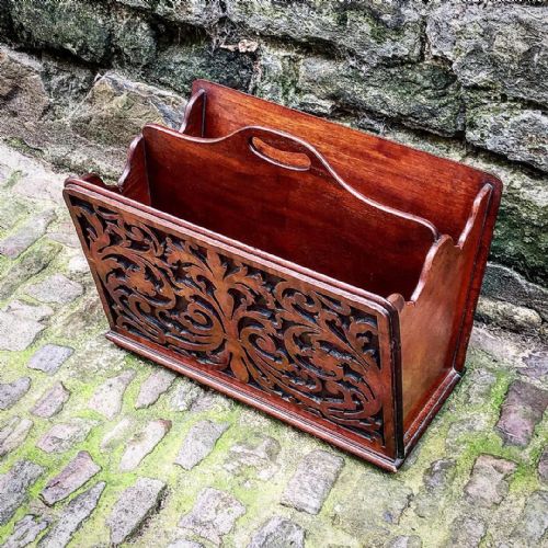 A MID VICTORIAN MAHOGANY MAGAZINE RACK OR CANTERBURY - ADDITIONAL PHOTO 1