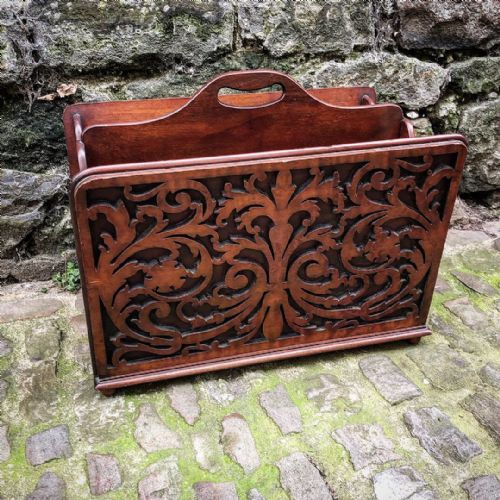 A MID VICTORIAN MAHOGANY MAGAZINE RACK OR CANTERBURY - ADDITIONAL PHOTO 3