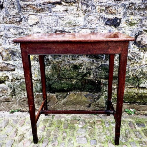 A GEORGE III MAHOGANY SIDE TABLE - ADDITIONAL PHOTO 3