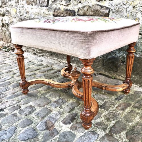 A LOUIS XVI STYLE WALNUT DRESSING TABLE STOOL - ADDITIONAL PHOTO 1