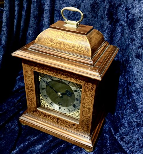 A WILLIAM III STYLE BRACKET CLOCK - ADDITIONAL PHOTO 3