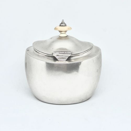 A LATE VICTORIAN SILVER TEA CADDY - ADDITIONAL PHOTO 2