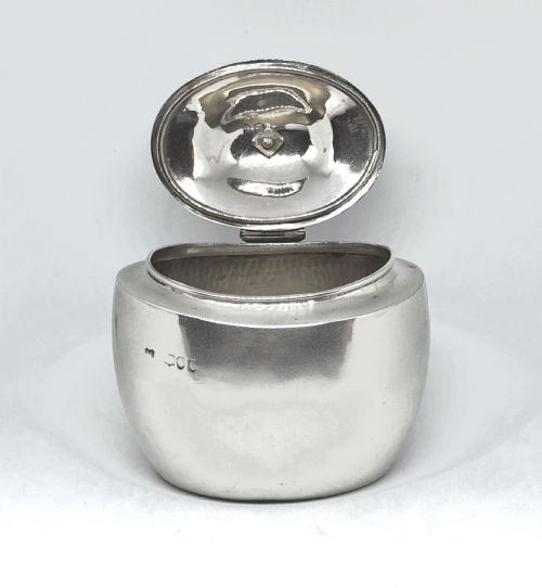 A LATE VICTORIAN SILVER TEA CADDY - ADDITIONAL PHOTO 4