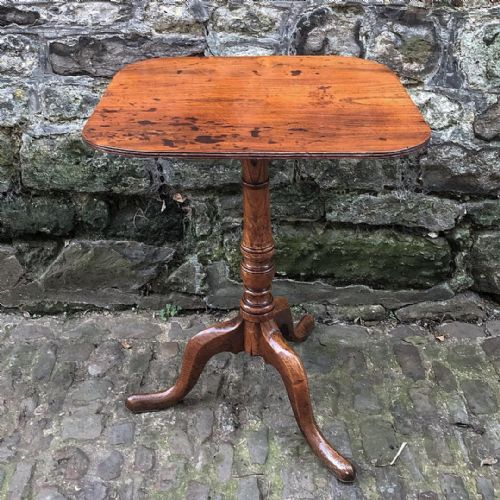 a george iii elm snap top table - CATEGORY: ANTIQUE TABLES - DATED GEORGIAN