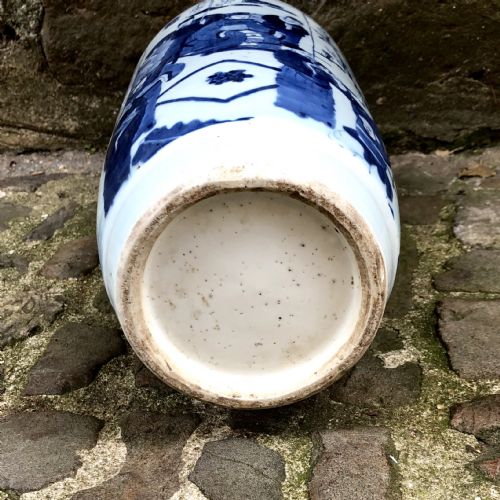 A QING DYNASTY BLUE AND WHITE ROLO VASE - ADDITIONAL PHOTO 4