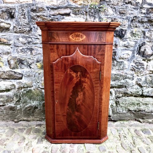 a small 19th century mahogany corner cupboard - CATEGORY: ANTIQUE CUPBOARDS - DATED VICTORIAN