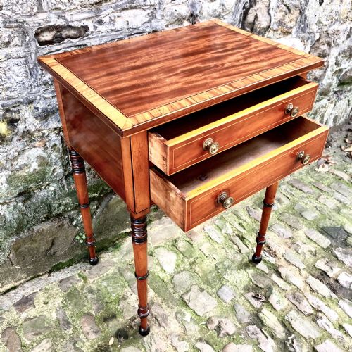 A REGENCY MAHOGANY SIDE TABLE - ADDITIONAL PHOTO 4