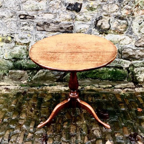 a george iii oak tripod wine table - CATEGORY: ANTIQUE TABLES - DATED GEORGIAN