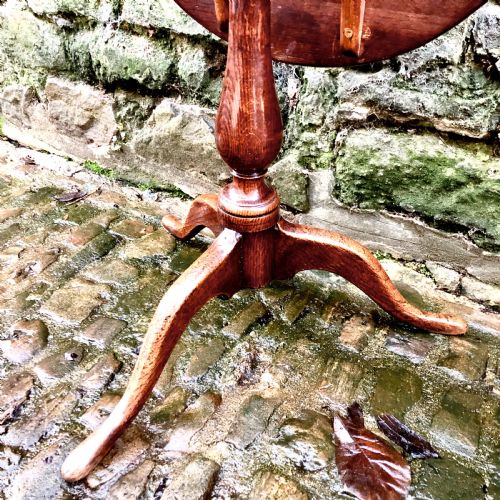 A GEORGE III OAK TRIPOD WINE TABLE - ADDITIONAL PHOTO 4