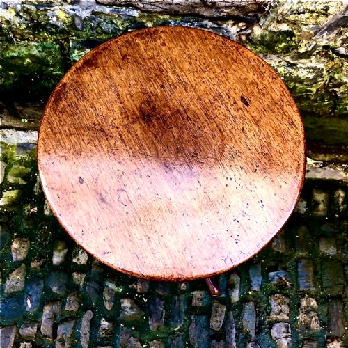 A REGENCY MAHOGANY TRIPOD WINE TABLE - ADDITIONAL PHOTO 2