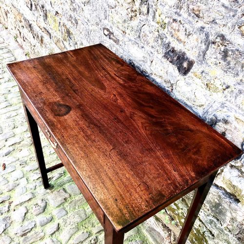A GEORGE III MAHOGANY CONSOLE TABLE - ADDITIONAL PHOTO 2