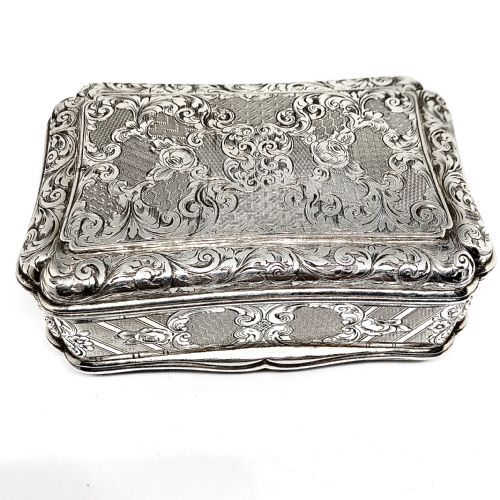 A FINE EARLY VICTORIAN SILVER PRESENTATION SNUFFBOX - ADDITIONAL PHOTO 7