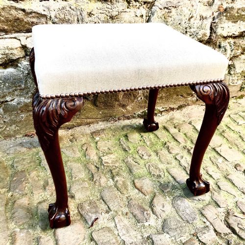 a late 19th century mahogany stool in the george ii style - CATEGORY: ANTIQUE STOOLS - DATED 19TH CENTURY