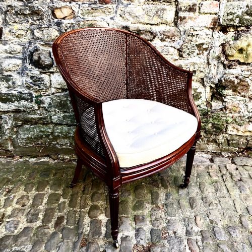 A GEORGE IV MAHOGANY BERGRE CHAIR - ADDITIONAL PHOTO 4