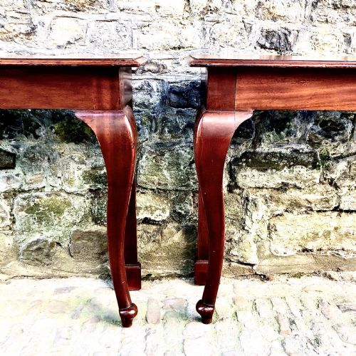 A PAIR OF LATE 19TH CENTURY MAHOGANY CONSOLE TABLES - ADDITIONAL PHOTO 3