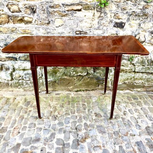 A SHERATON REVIVAL MAHOGANY SOFA TABLE - ADDITIONAL PHOTO 5
