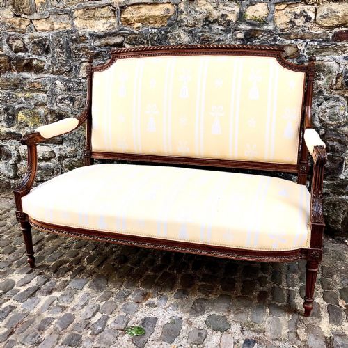 A SECOND EMPIRE WALNUT SOFA - ADDITIONAL PHOTO 6