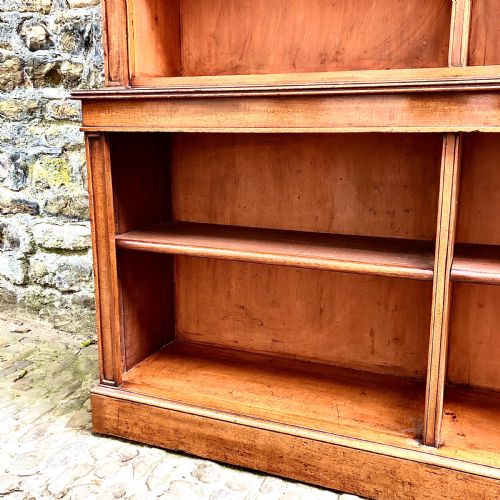 A FINE REGENCY MAHOGANY BOOKCASE - ADDITIONAL PHOTO 11