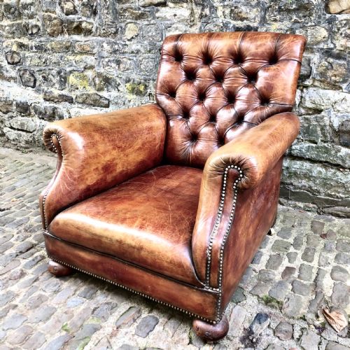 a late victorian leather armchair - CATEGORY: ANTIQUE CHAIRS - DATED VICTORIAN