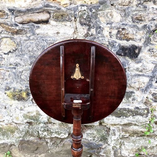 A GEORGE III MAHOGANY AND FRUITWOOD WINE TABLE - ADDITIONAL PHOTO 4