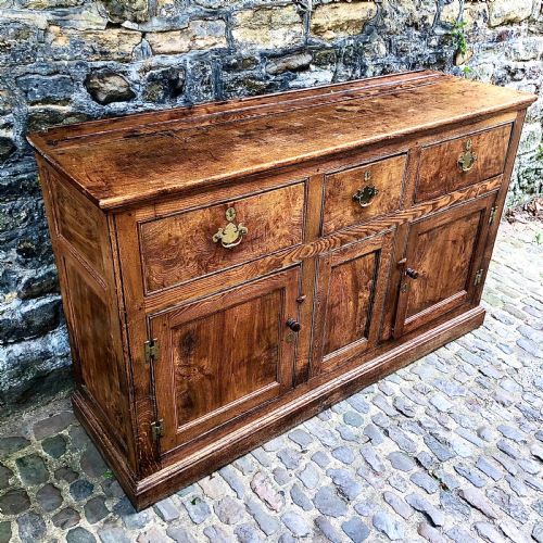 A GEORGIAN DRESSER BASE - ADDITIONAL PHOTO 5