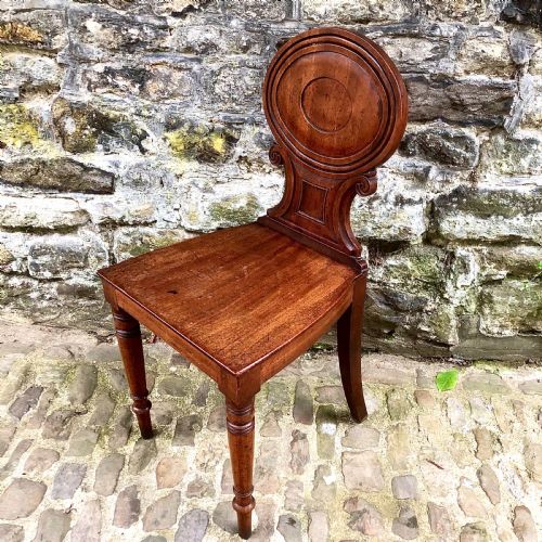 A REGENCY MAHOGANY HALL CHAIR - ADDITIONAL PHOTO 2