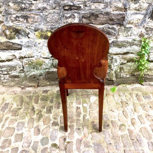A REGENCY MAHOGANY HALL CHAIR - ADDITIONAL PHOTO 3
