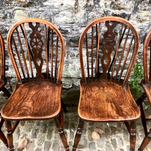 A SET OF SIX LATE 19TH CENTURY WINDSOR WHEELBACK CHAIRS - ADDITIONAL PHOTO 5