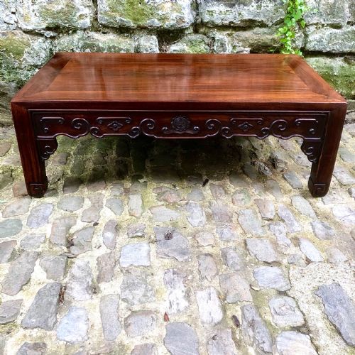 a 19th century chinese rosewood low table or coffee table - CATEGORY: ANTIQUE TABLES - DATED 19TH CENTURY
