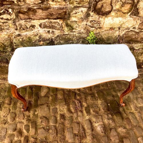 A MID VICTORIAN WALNUT STOOL OR WINDOW SEAT - ADDITIONAL PHOTO 3