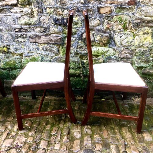 A SET OF FOUR GEORGIAN CHIPPENDALE MAHOGANY DINING CHAIRS - ADDITIONAL PHOTO 5