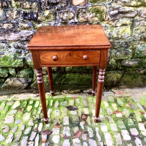 an early 19th century mahogany card table - CATEGORY: ANTIQUE TABLES - DATED 19TH CENTURY