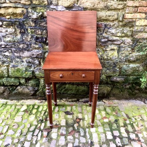 AN EARLY 19TH CENTURY MAHOGANY CARD TABLE - ADDITIONAL PHOTO 6