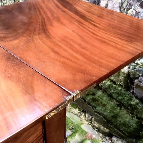 AN EARLY 19TH CENTURY MAHOGANY CARD TABLE - ADDITIONAL PHOTO 10