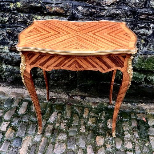 A FINE LOUIS XV STYLE KINGWOOD SIDE TABLE - ADDITIONAL PHOTO 5