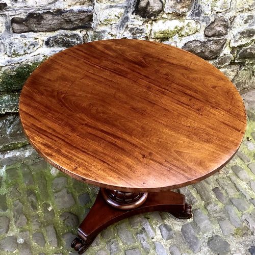 A SMALL REGENCY MAHOGANY CIRCULAR PEDESTAL TABLE - ADDITIONAL PHOTO 1
